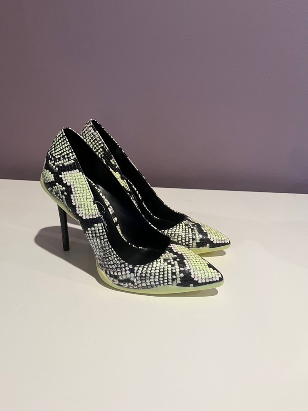 Jessica Simpson Light Green Snakeskin Heels Size 7